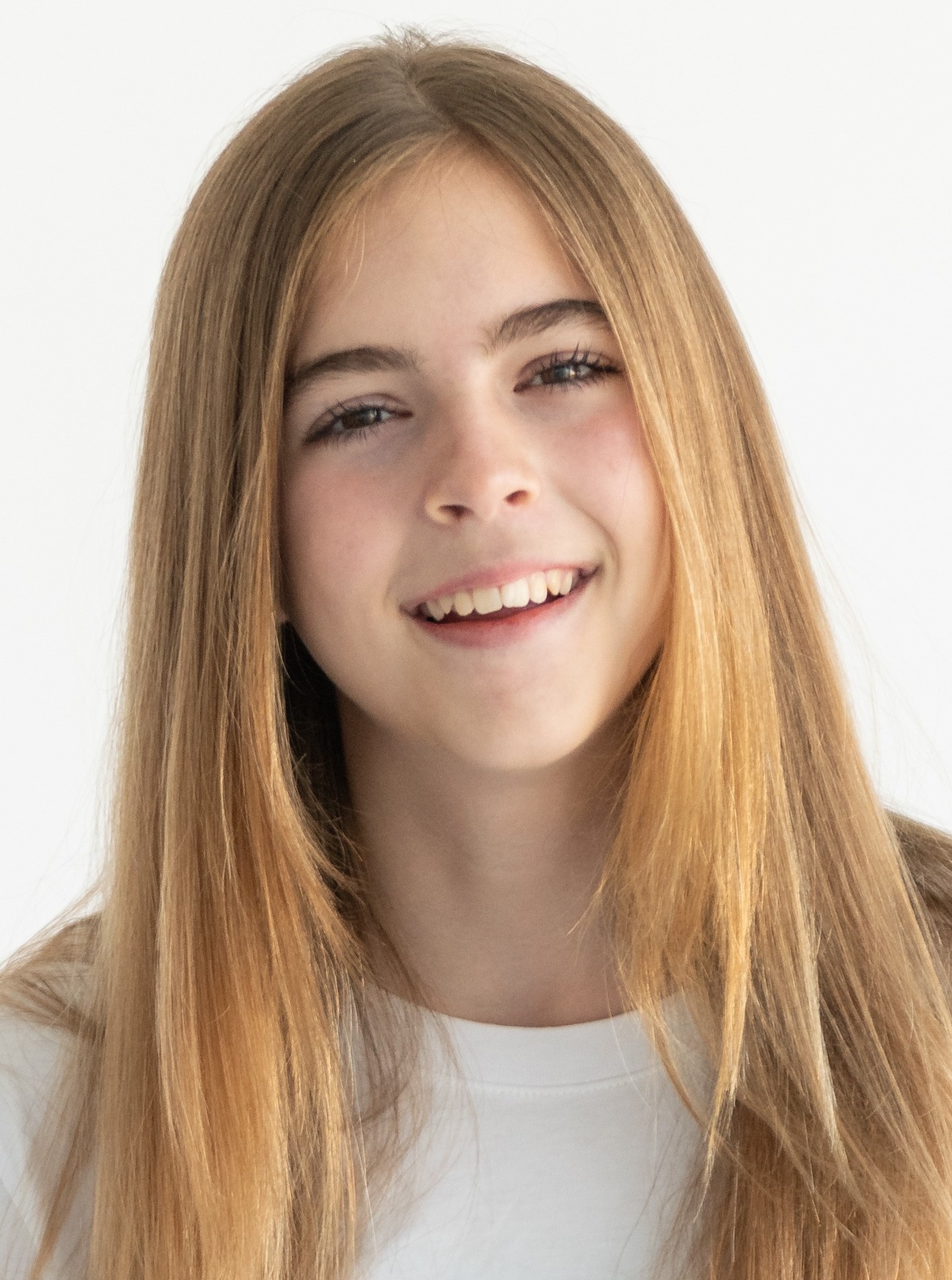 Discover Laylas unique portfolio on MMG Talent!