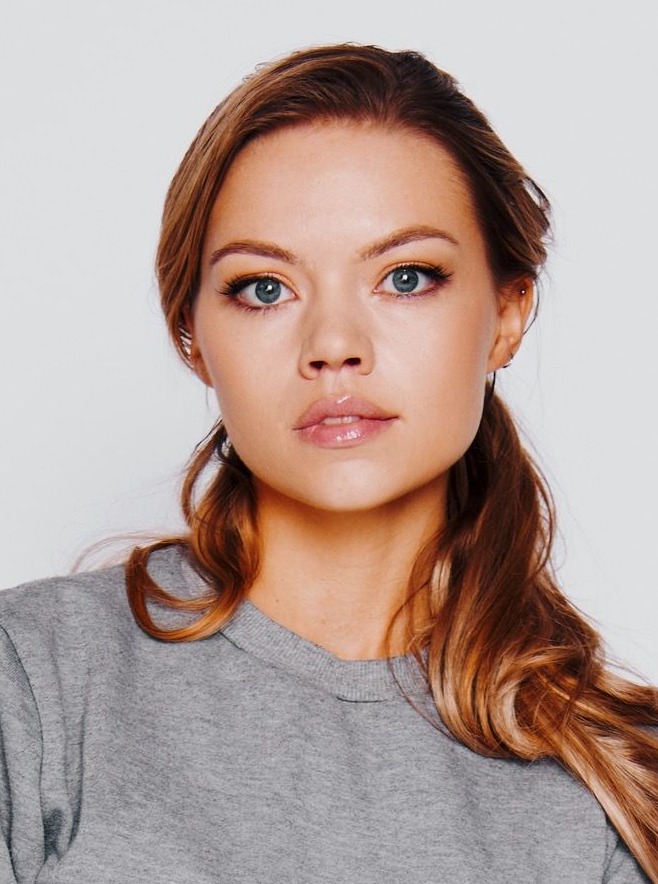 Discover Eloises unique portfolio on MMG Talent!