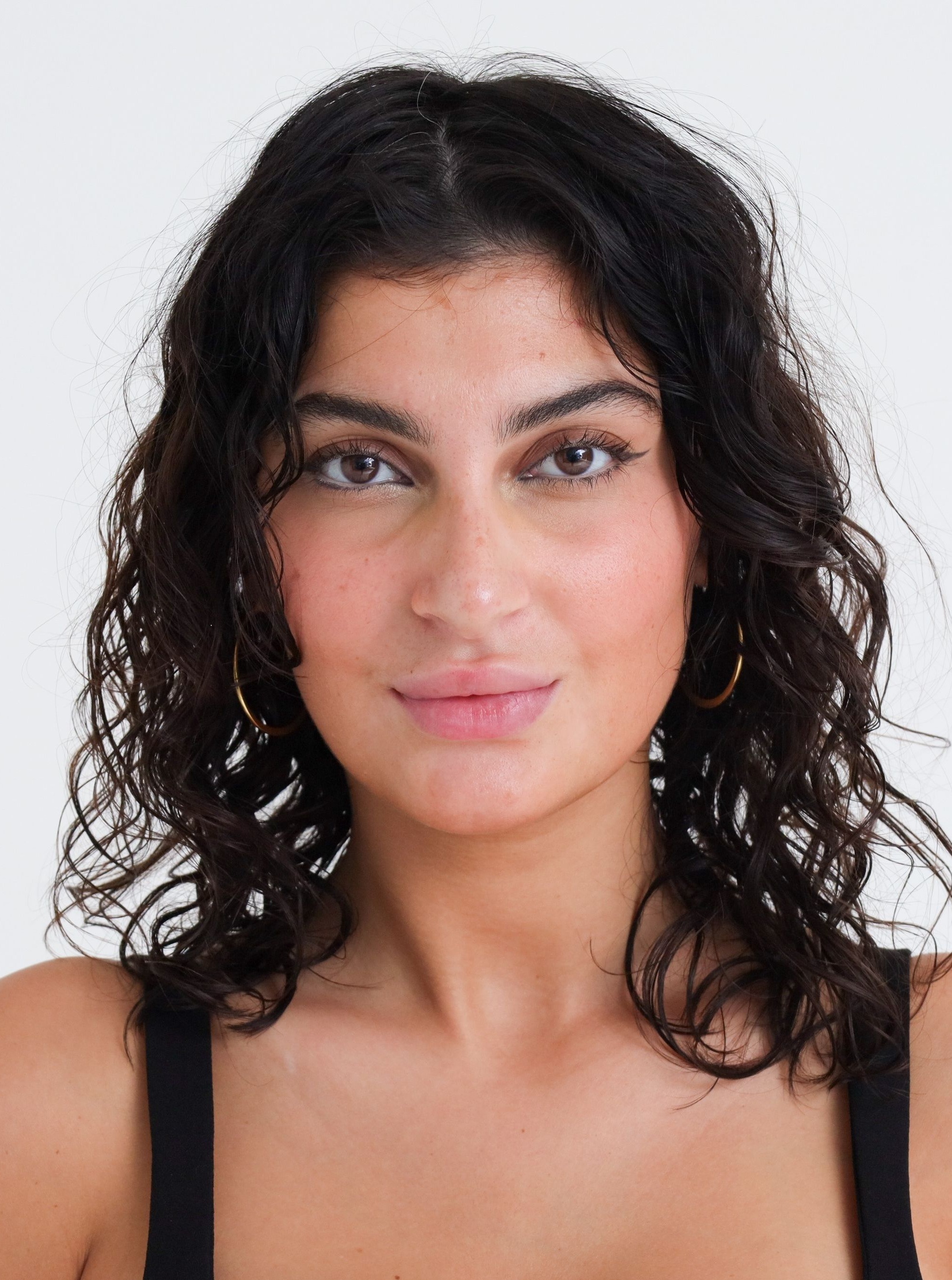 Discover Lucies Unique Portfolio On MMG Talent discover-lucies-unique-portfolio-on-mmg-talent