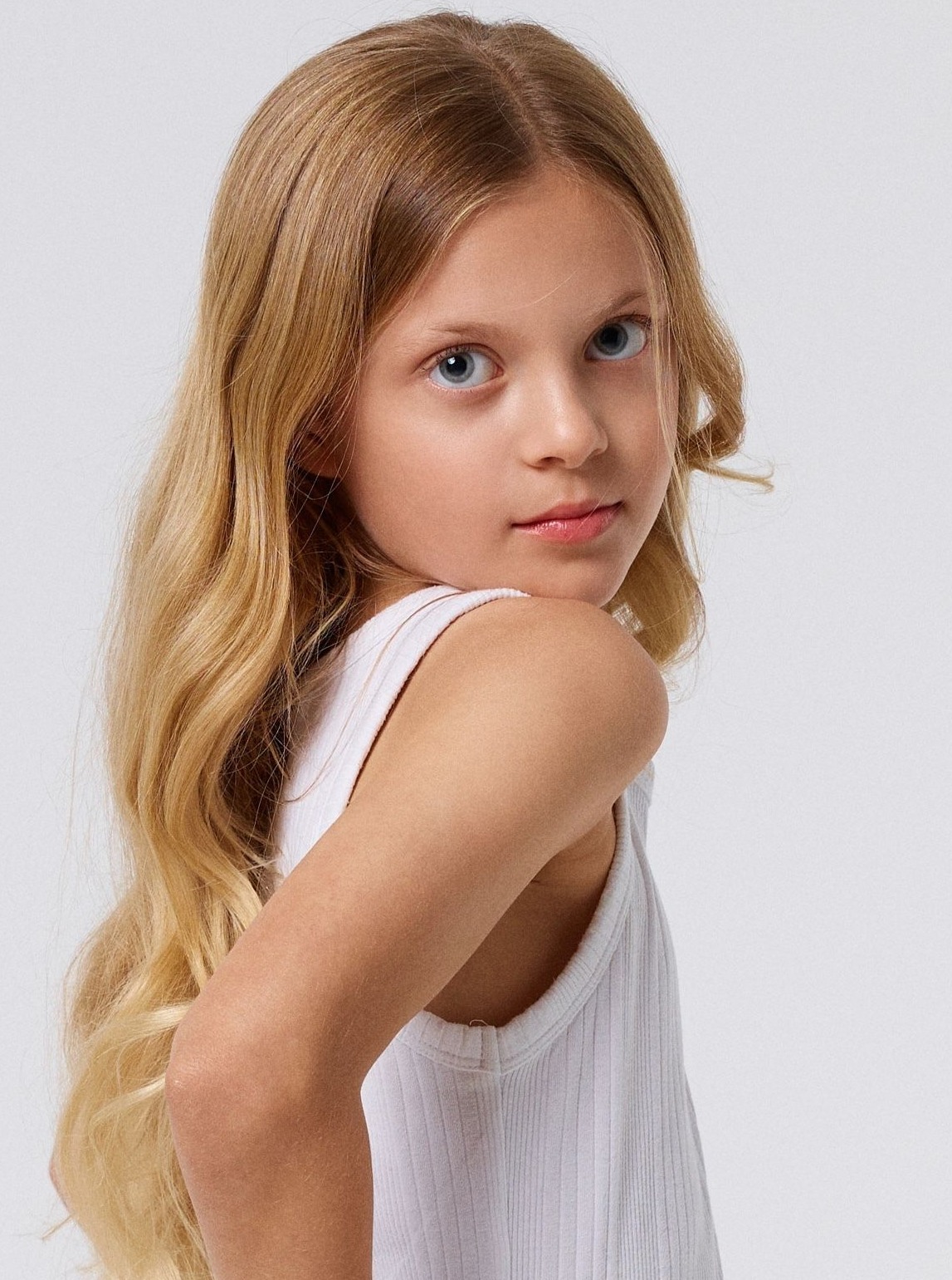 Discover Emilias unique portfolio on MMG Talent!