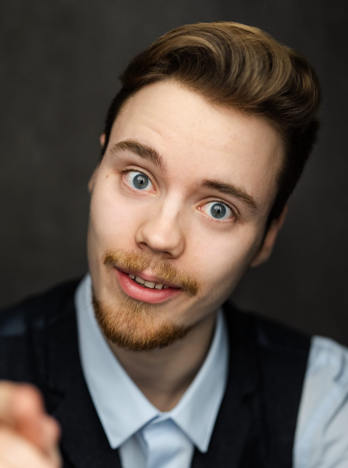 Discover Louiss unique portfolio on MMG Talent!