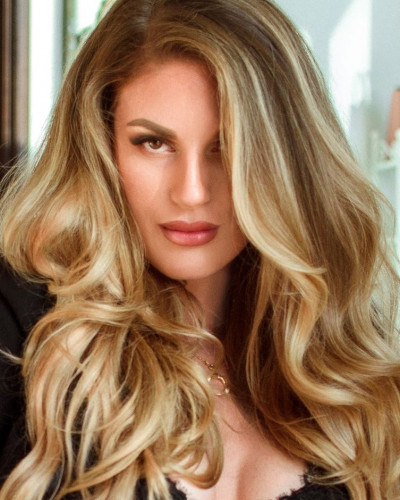 featured artist preview