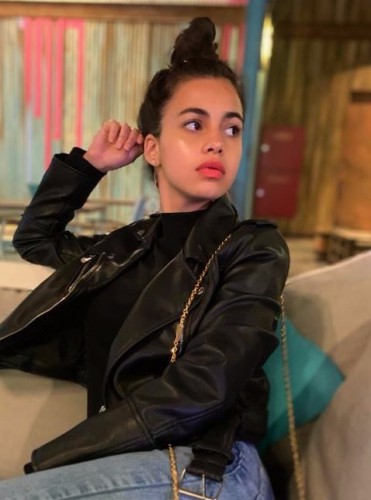 Yasmine prev btn