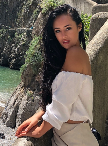 Rochelle prev btn