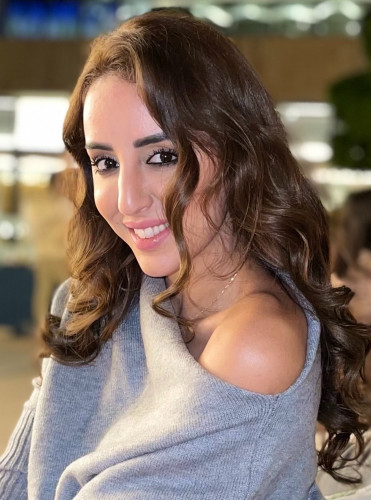 Zineb top model dubai  Zineb