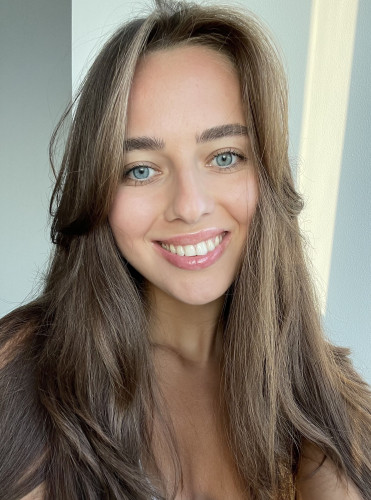 Discover Annas unique portfolio on MMG Talent!
