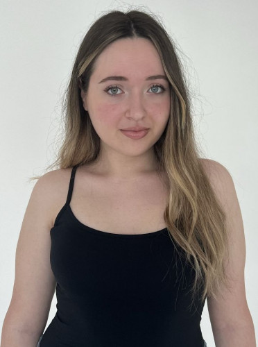 Discover Clarissas unique portfolio on MMG Talent!