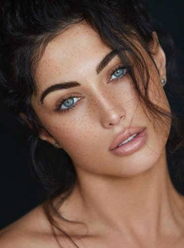 Shelby top model dubai  Shelby