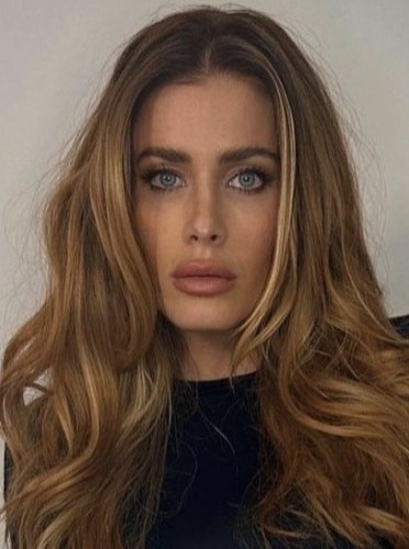 Delphine model in uae  Delphine