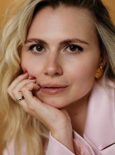 featured artist preview