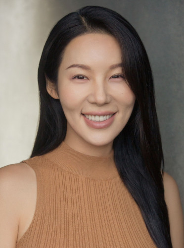 Eunbi model in uae  Eunbi