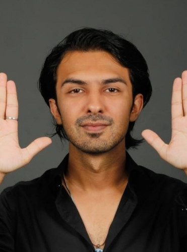 Faraz model in uae  Faraz