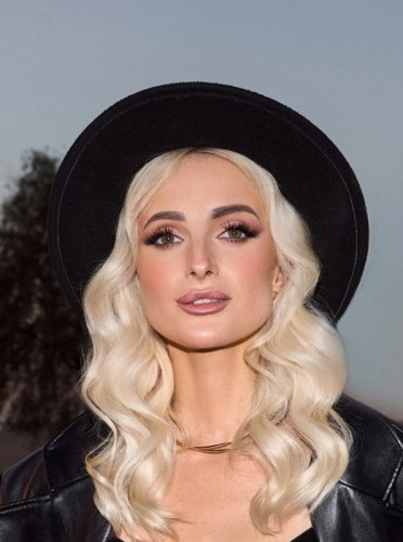 featured artist preview