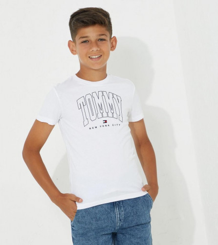 Leonardo fashion model  Leonardo