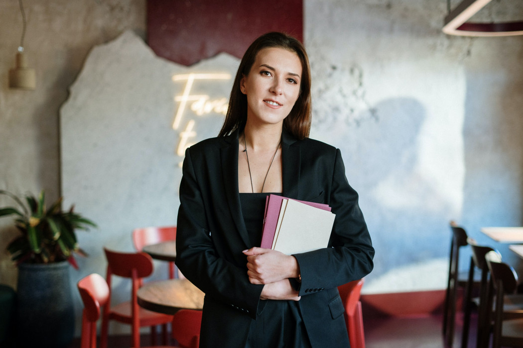 HOSTESSES NEEDED FOR AN EVENT