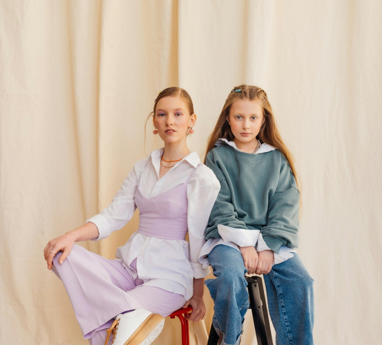 KIDS FOR A FASHION SHOOT